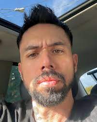 Luis R.