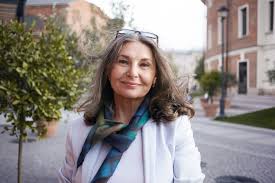Ana B.